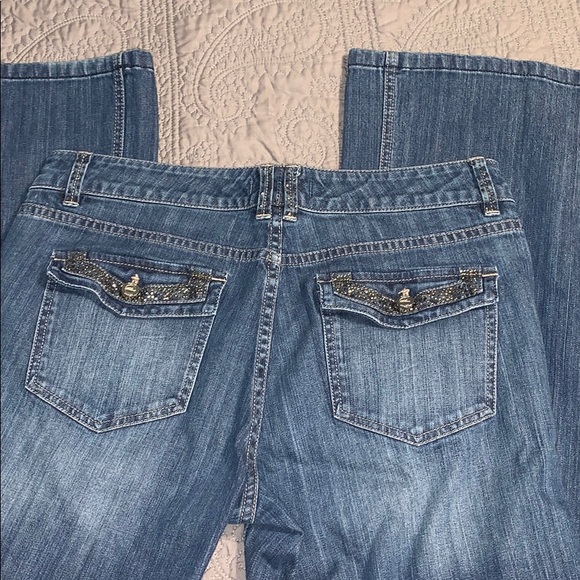 White House Black Market Boot Cut Jeans w/ gems - Picture 5 of 8